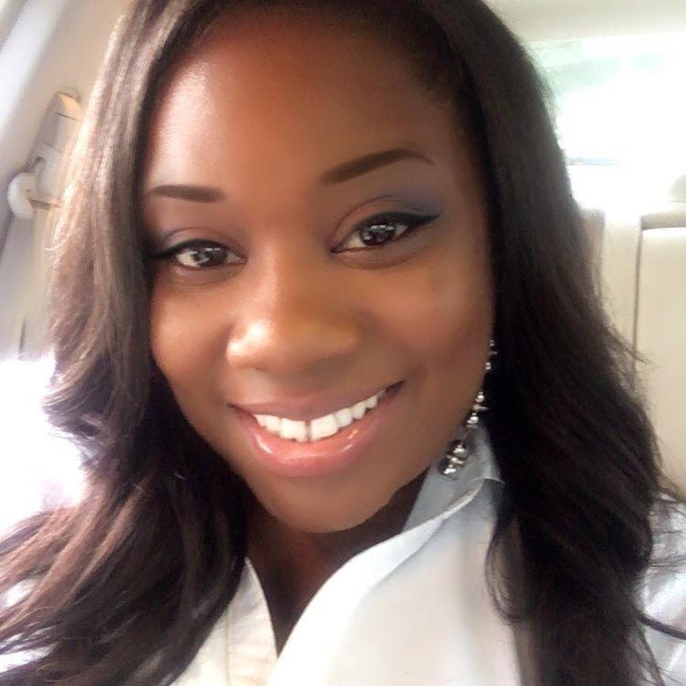 Meet your Posher, Latasha